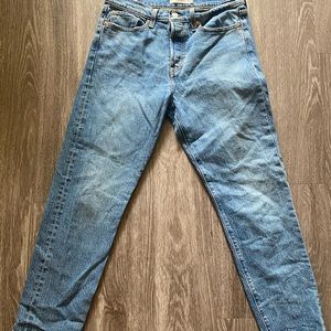 Levi’s Wedgie straight leg jeans